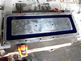 電磁チャック巻替、モールド加工