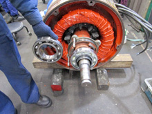 ベアリング取替 済